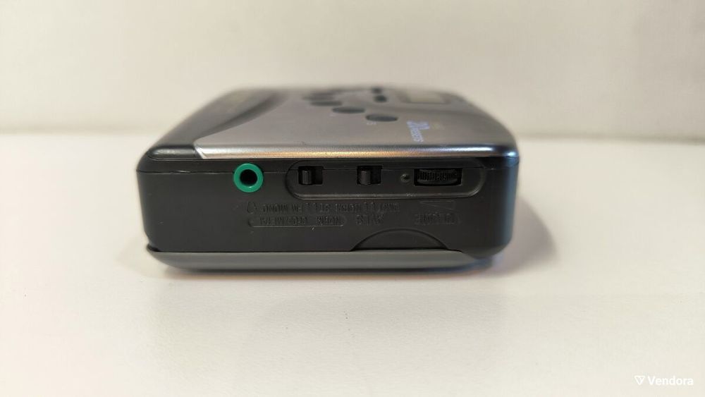 Sony Walkman WM-FX251 (FM/AM касетофон)