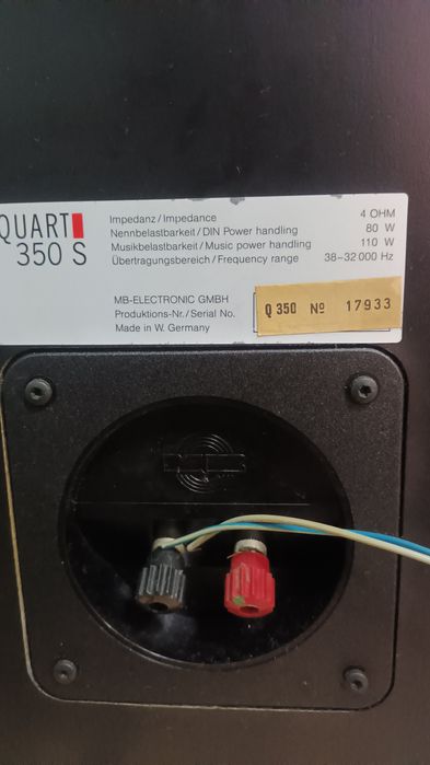 Vând 2 boxe foarte bune