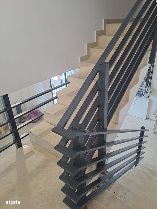 Apartament cu 3 camere si 2 balcoane, Bucium Visani-centru