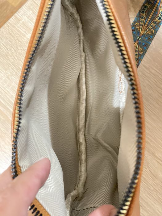 Продам сумочки женские