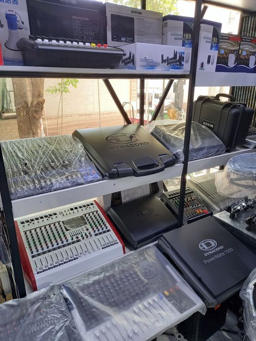 Микшеры DYNACORD YAMAHA BEHRINGER колонки усилители радиомикрофоны.