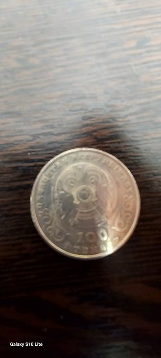 Продаю коллекционные монеты