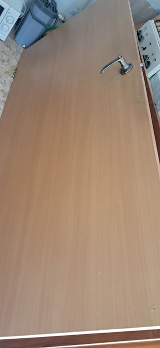 Продам двери межкомнатные