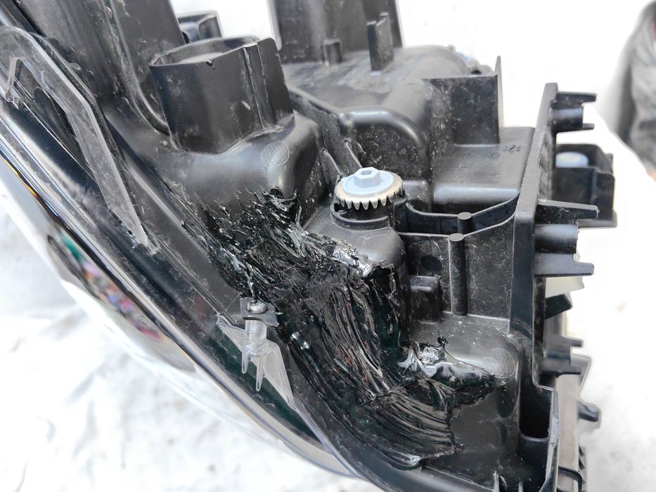 Оригинален  фар Тойота Ярис  Toyota Yaris Cross Full Led  2022