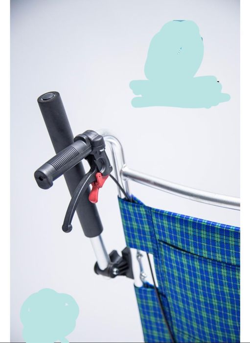 Продам инвалидную коляску