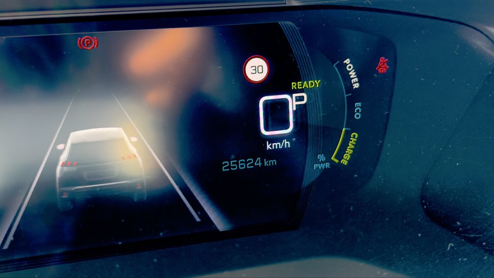 Peugeot E-2008 GT