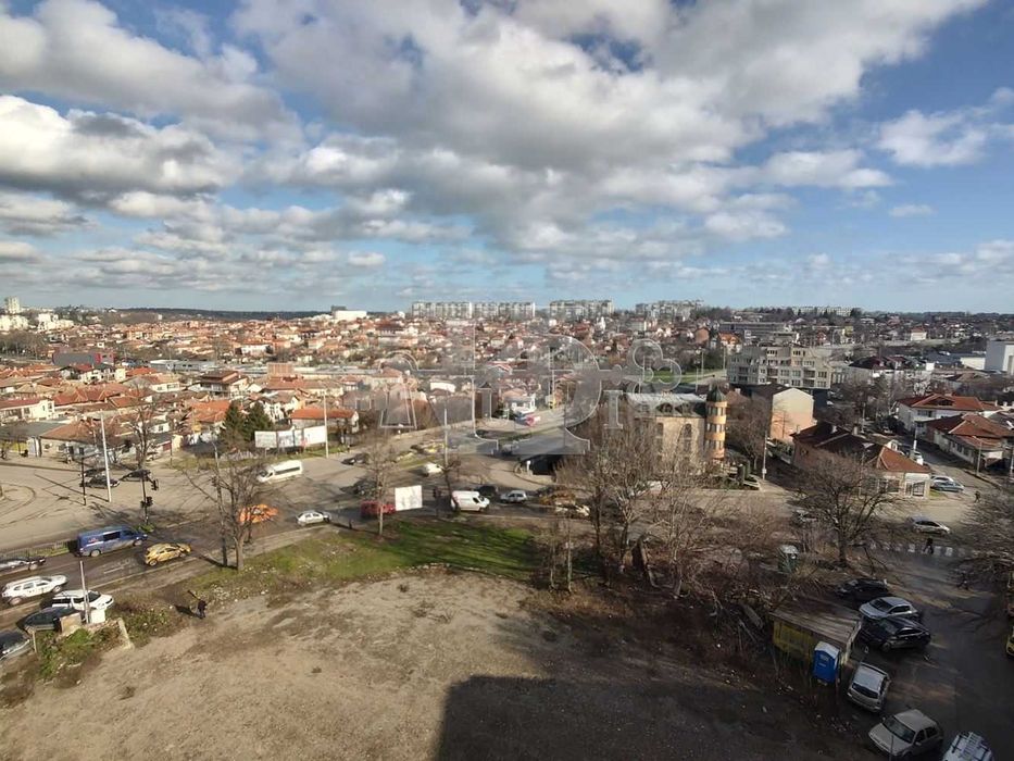 Продава се Четиристаен апартамент в Добрич, Център - 133 кв.м за 487 €/кв.м - Снимка #5