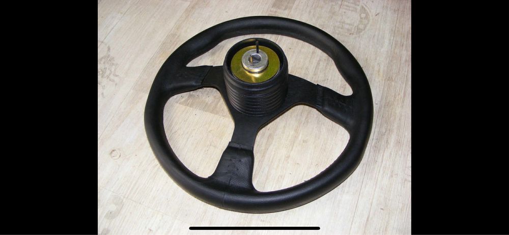 Оригинален спортен волан за Сузуки Витара