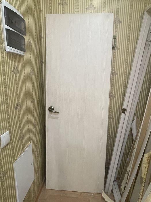 Двери б/у 2500 тг