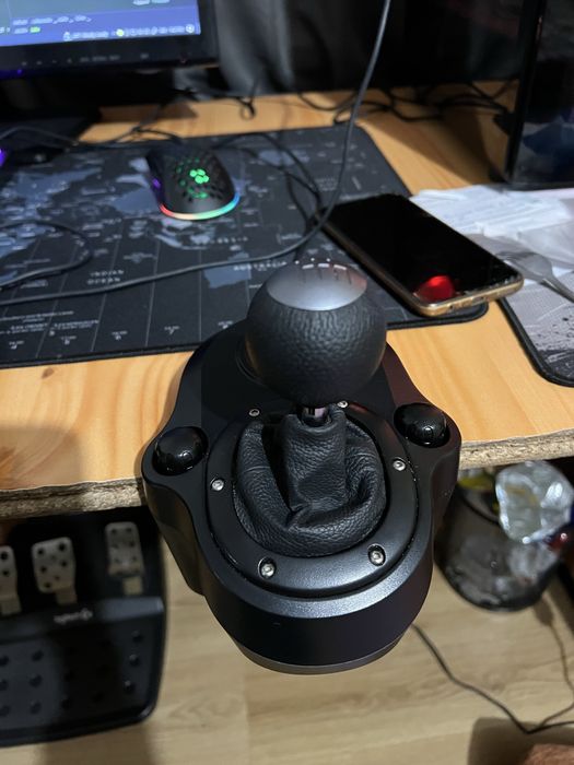Logitech G29 + shifter СПЕШНО гр. Първомай • OLX.bg