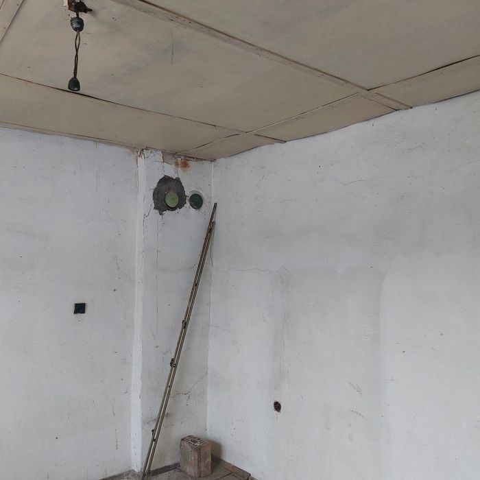 Малка къща за ремонт в град Плевен 70кв.м.