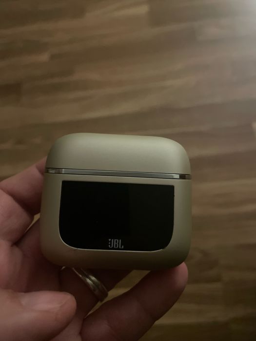 Слушалки JBL Tour Pro 2