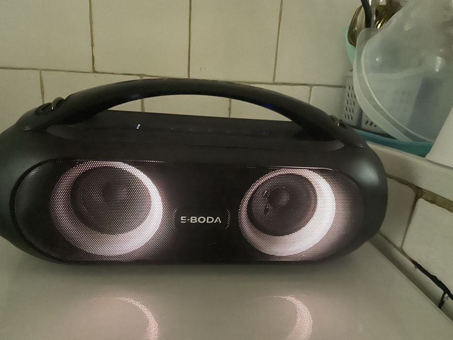 E-Boda boom box noua