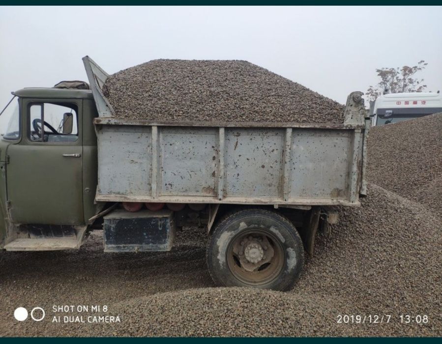 вывоз мусора.  Зил  щебень клинец песок булыга  компот шлакоблок пойма