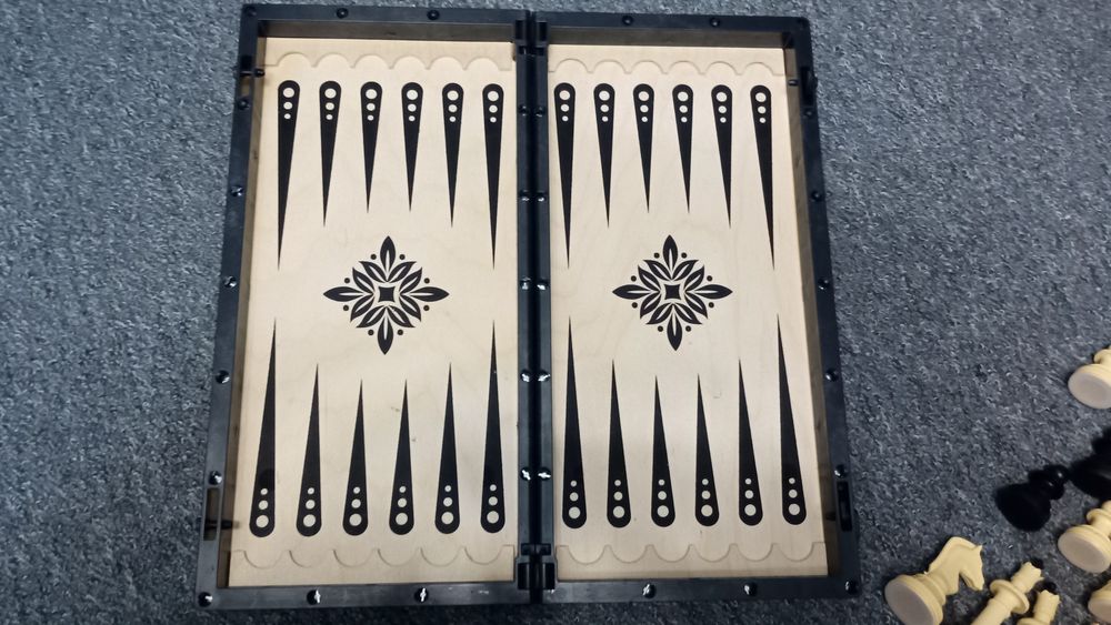 Шахматы, шашки, нарды