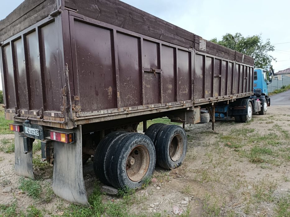 Продам Зерновоз  бортовой