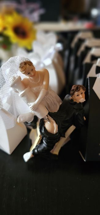 Статуетка с кутии