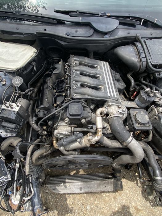 2 броя BMW E39 на части