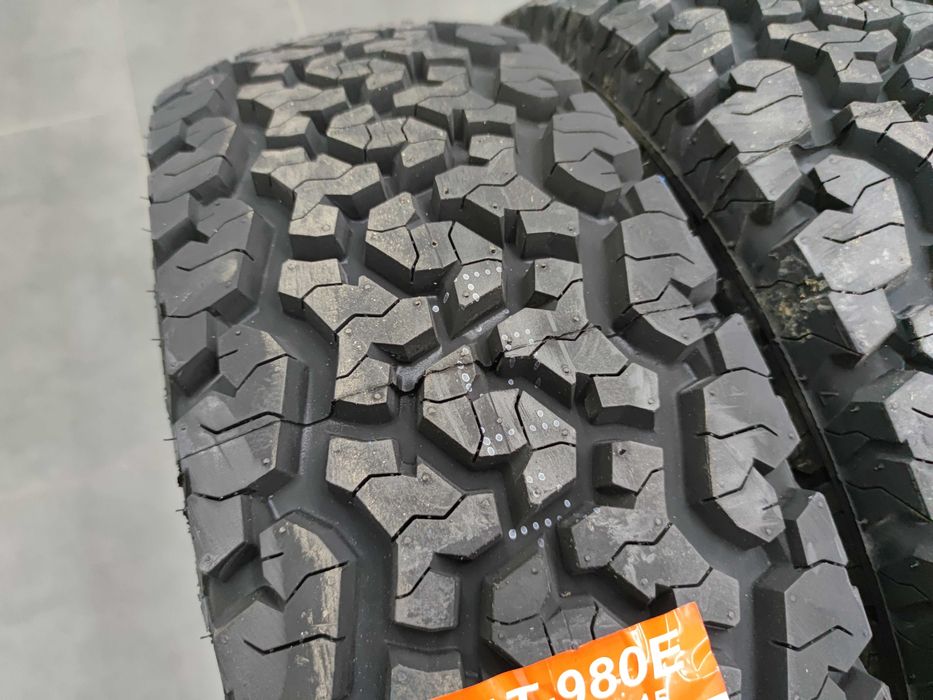 Нови Всесезонни гуми All Terrain 235 75 15 - Maxxis