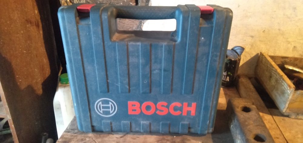 Перфоратор новый 1раз пользовался