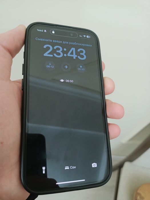 Продам Айфон 16 черный цвет