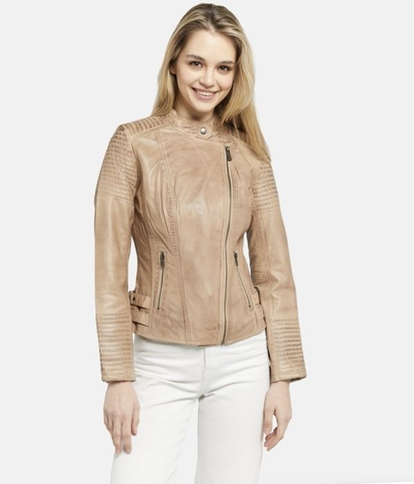 Vând geacă de piele