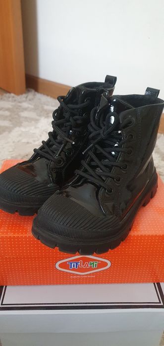 Детская обувь для девочек.