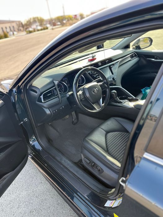 Toyota Camry 70 2019