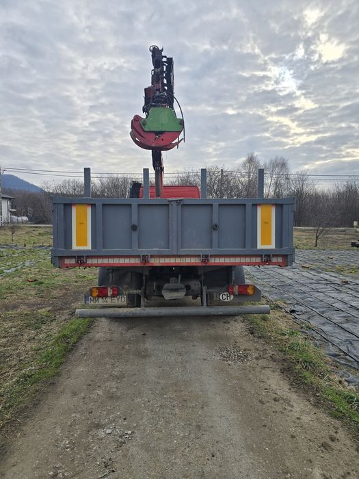 Vând camion Mercedes Atego de 18t cu macara