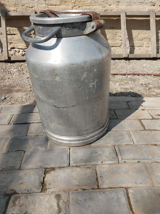 Продам алюминивую флягу