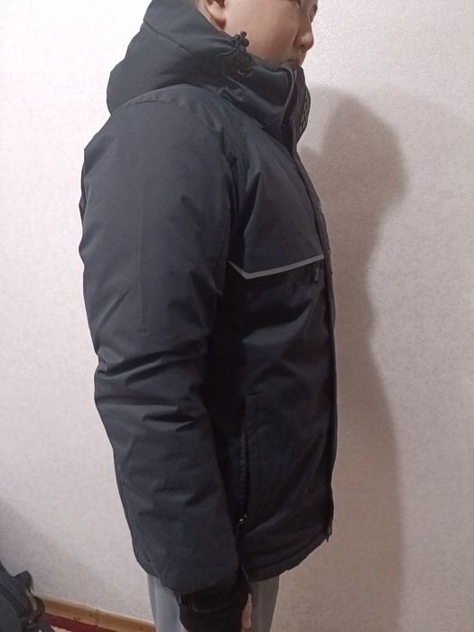 Мужская куртка продам