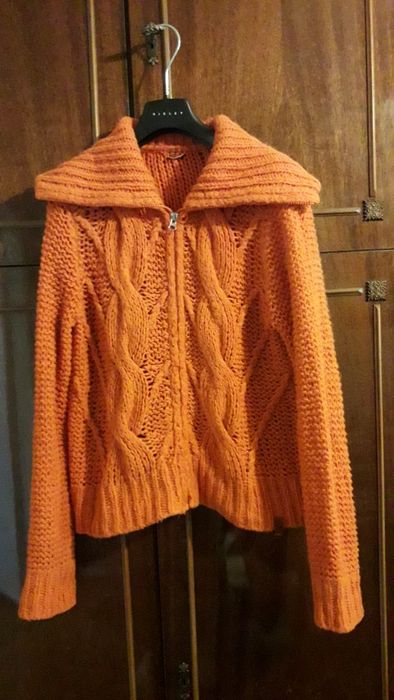 Кофты шерстяные,