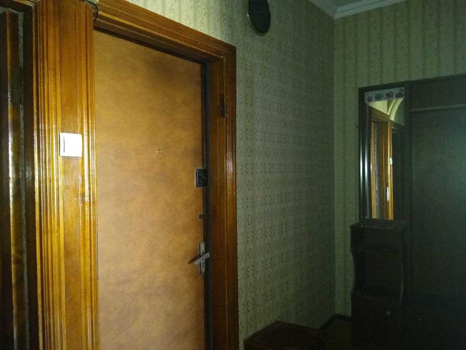 Продаю двухкомнатную квартиру на юнус-абаде 19 квартал