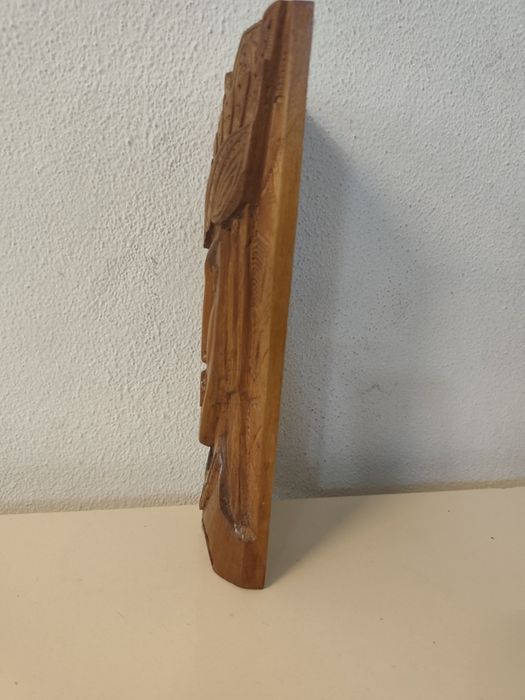 Винтидж ръчно резбовано дървено пано – женска маска, етно стил