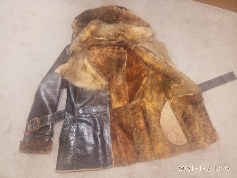 Новая женская куртка.