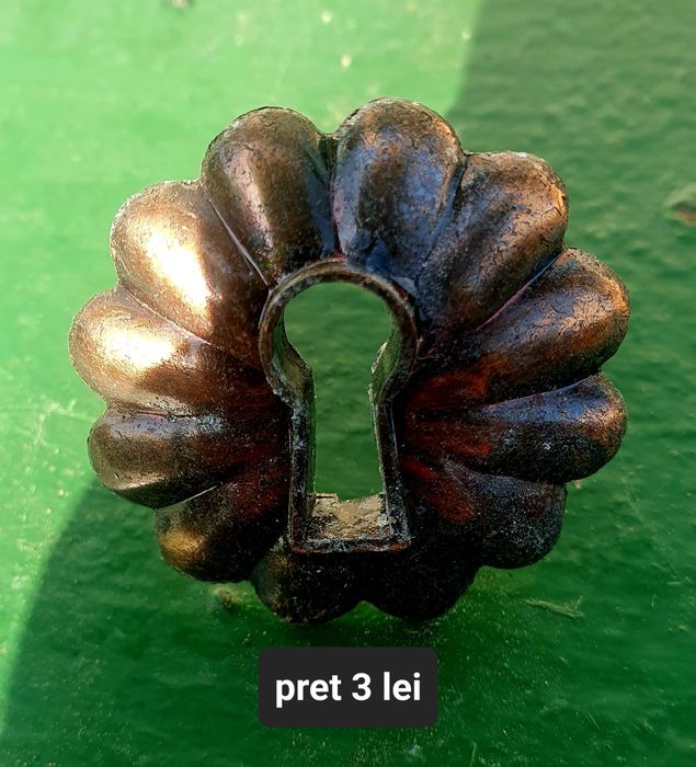 Rozete pentru dulapuri