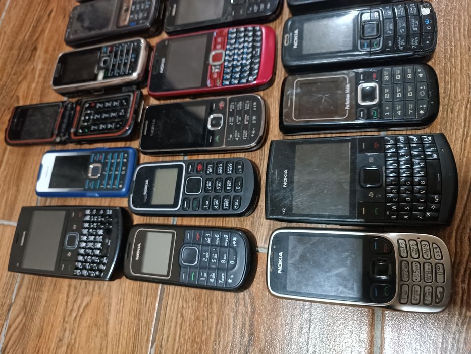 Нокия . Nokia Bez imey!