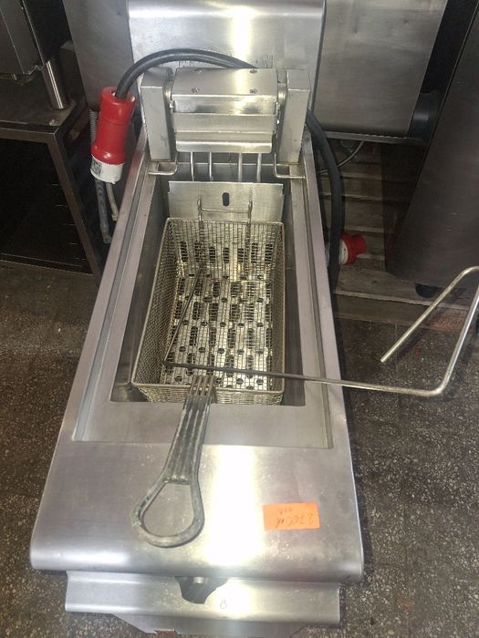 Фритюрник НОВ професионален електрически FALCON