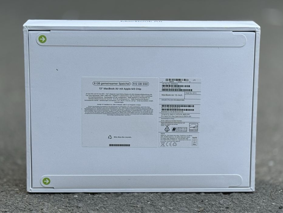 НОВ!!! Лаптоп Apple MacBook Air M3 (2024), 13.6”, 8GB RAM, 512GB, Midn