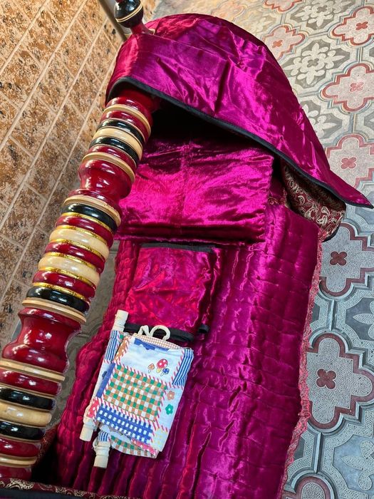 Beshik sotiladi yahshi holatda kam ishlatilgan