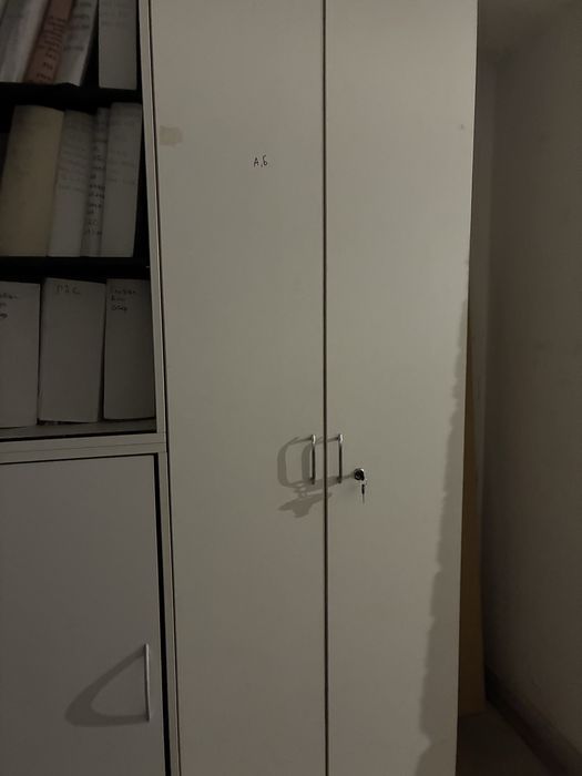 Офис шкаф за папки
