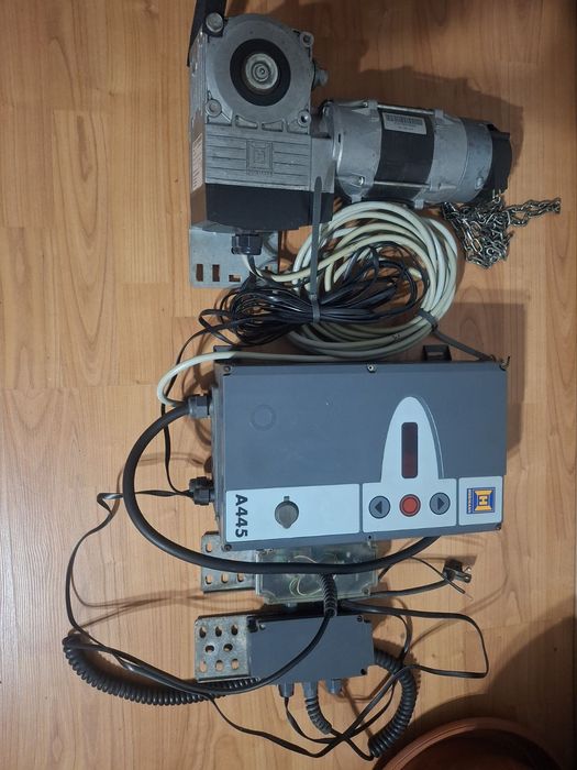 Електромеханично задвижване за автоматична врата