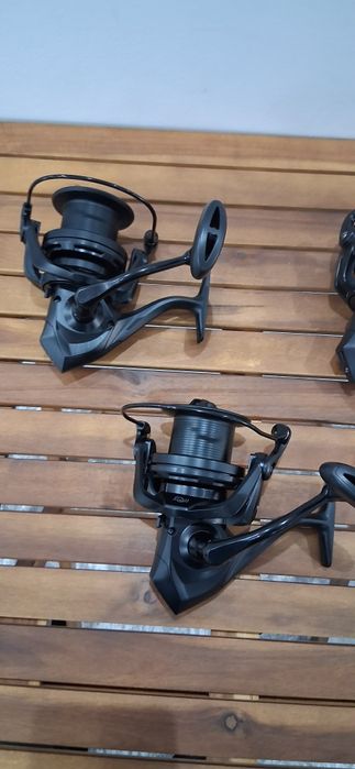 3 Броя Нови макари 14000 Black edition  17+1 лагера
Касти