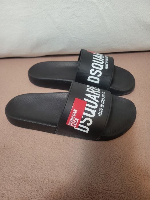 Papuci  Dsquared2 nr 41 purtati de doua ori