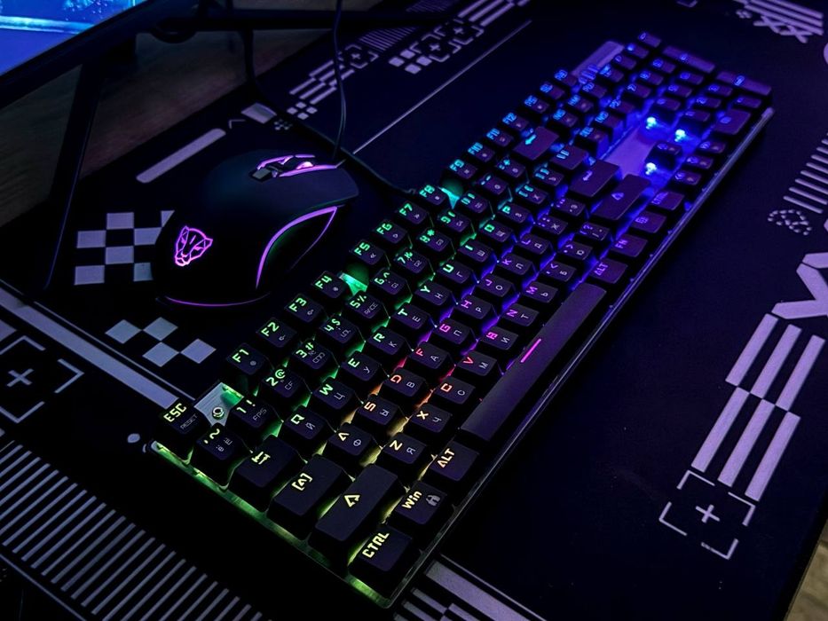 I5 14-AVLOD AQVARIUM kuchli to'plam komputer sotiladi