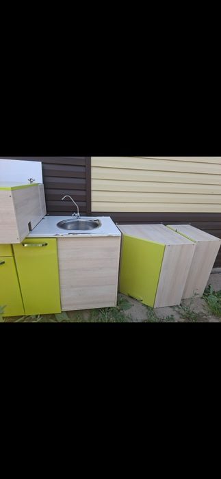 Кухонный гарнитур сатылады