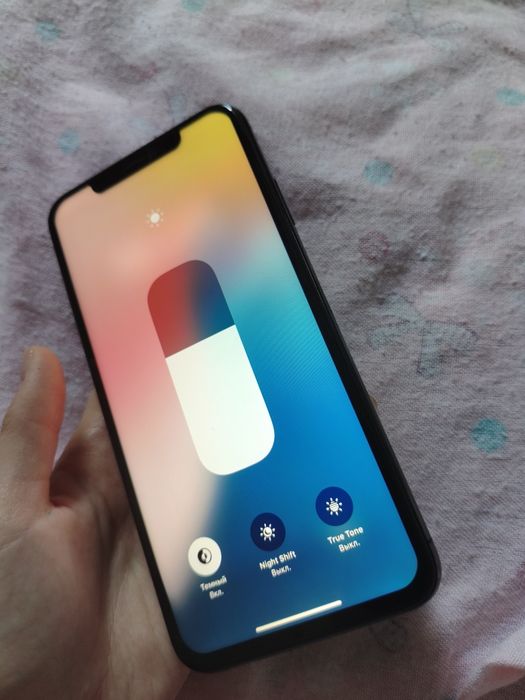 Продам айфон xs max