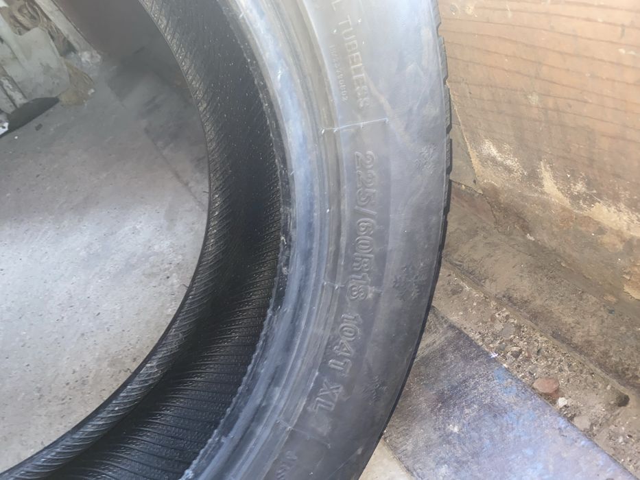 Продам шины R18 225/60