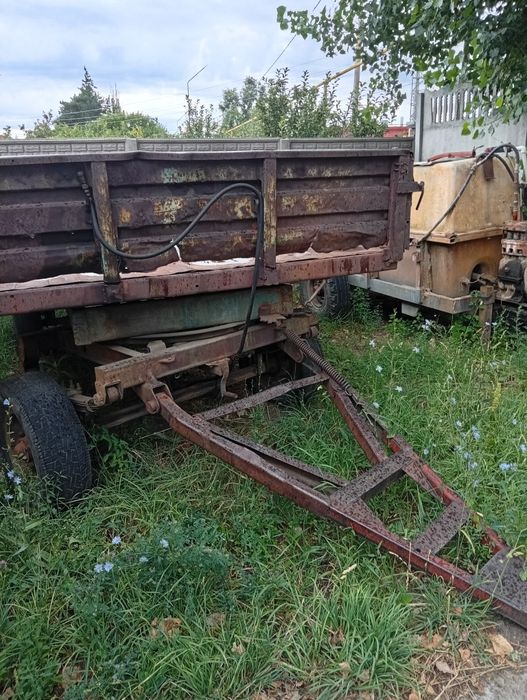 Трактор с бочкой и прицепам обмен