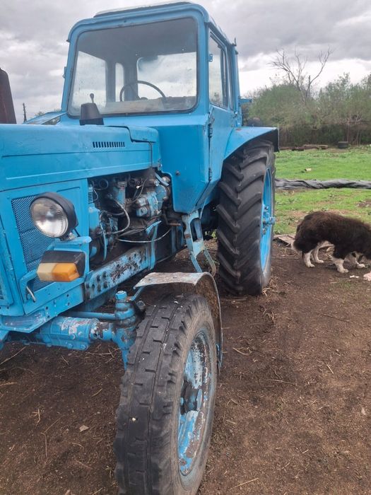 Трактор МТЗ 80 на ходу